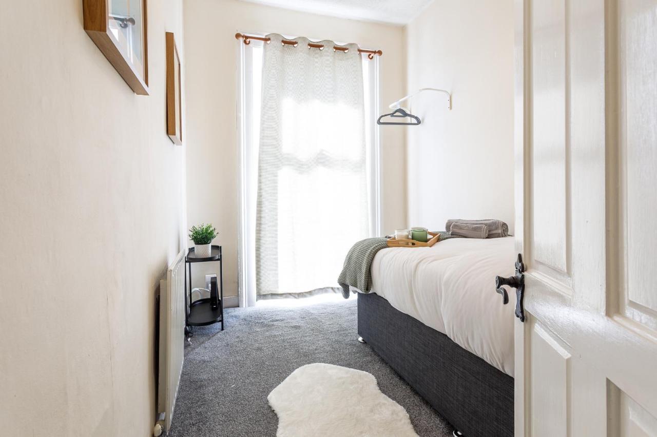 Cozy Coastal Getaway Apartment North Shields Exterior photo